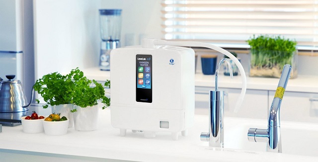 Kangen K8 là dòng thiết bị lọc ion kiềm mới nhất và tiên tiến nhất của hãng Enagic Kangen K8 là dòng thiết bị lọc ion kiềm mới nhất và tiên tiến nhất của hãng Enagic