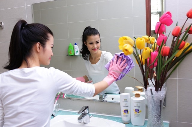 Nước axit mạnh có khả năng tẩy rửa và diệt khuẩn Nước axit mạnh có khả năng tẩy rửa và diệt khuẩn